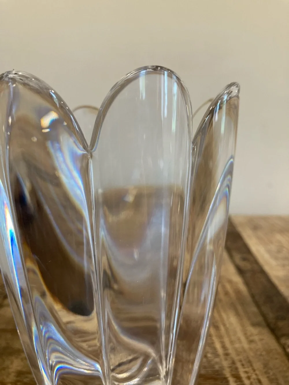 Orrefors Crystal Eight Point Tulip Flower Vase 6 5/8” Tall Sweden